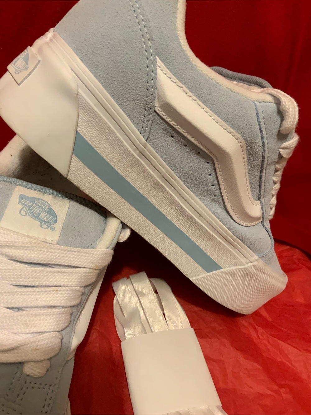 VANS - Picture 6 of 14